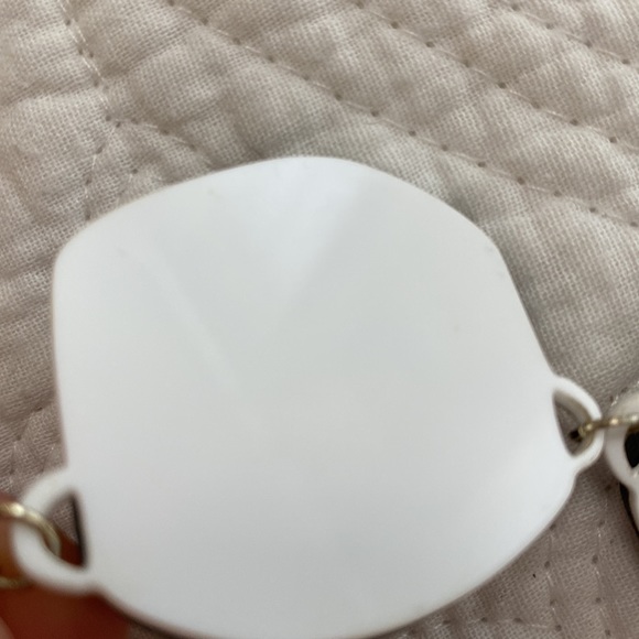 Sushi Necklace - Picture 9 of 10